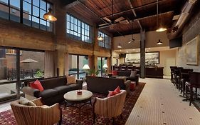 Hampton Inn And Suites New Orleans Convention Center